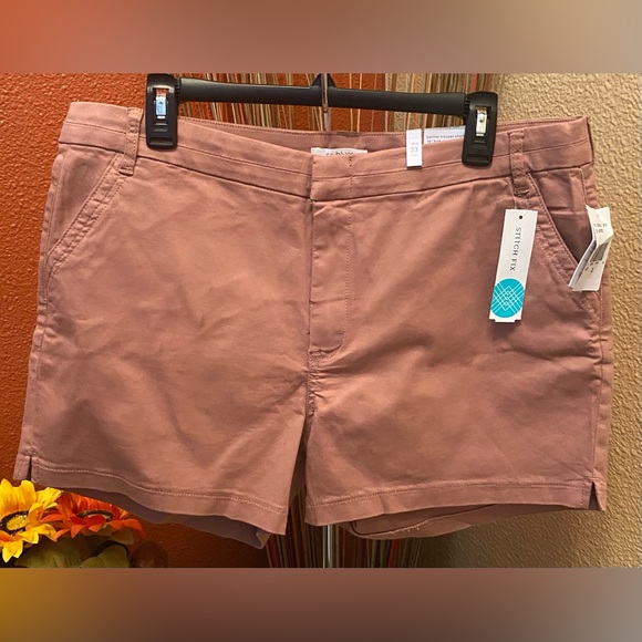 STS Blue Pants - NEW- STS Blue Palmer Trouser High Rise Women's Shorts